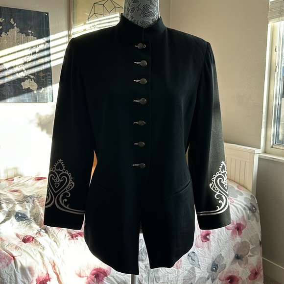 Karen Kane Vintage Wool Mock  Neck Fitted Blazer With Embroidery & Metal Buttons - Picture 13 of 13